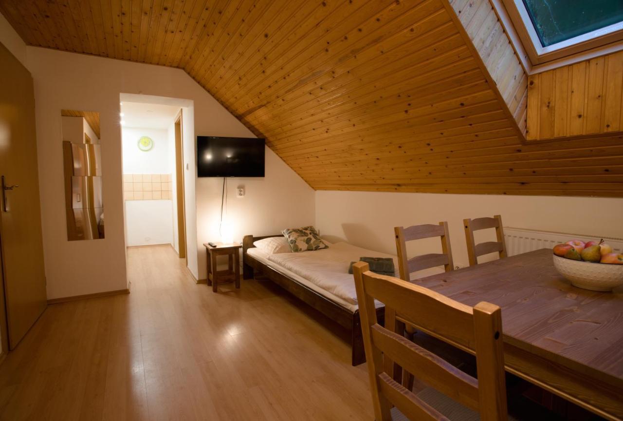 Apartmany Bramborka ยาโนฟ นาด นีโซว์ ภายนอก รูปภาพ